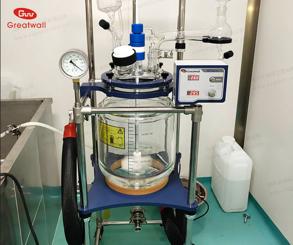 雙層玻璃反應(yīng)釜四氟乙烯墊片如何使用？